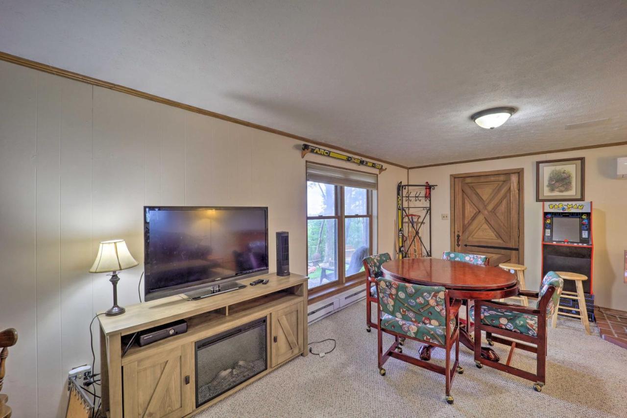 Beech Mountain Cabin Retreat With Hot Tub And Views! エクステリア 写真