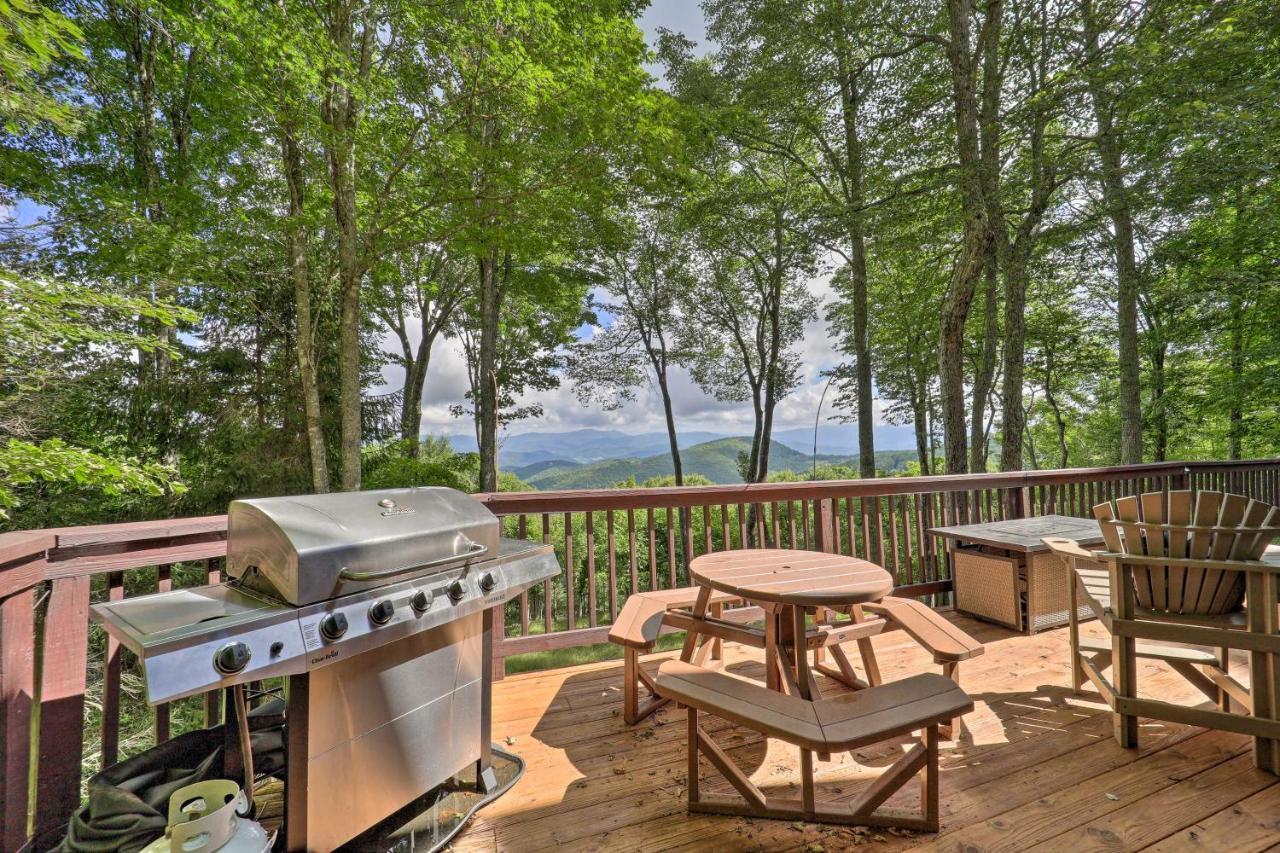 Beech Mountain Cabin Retreat With Hot Tub And Views! エクステリア 写真