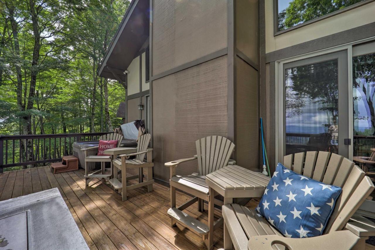 Beech Mountain Cabin Retreat With Hot Tub And Views! エクステリア 写真