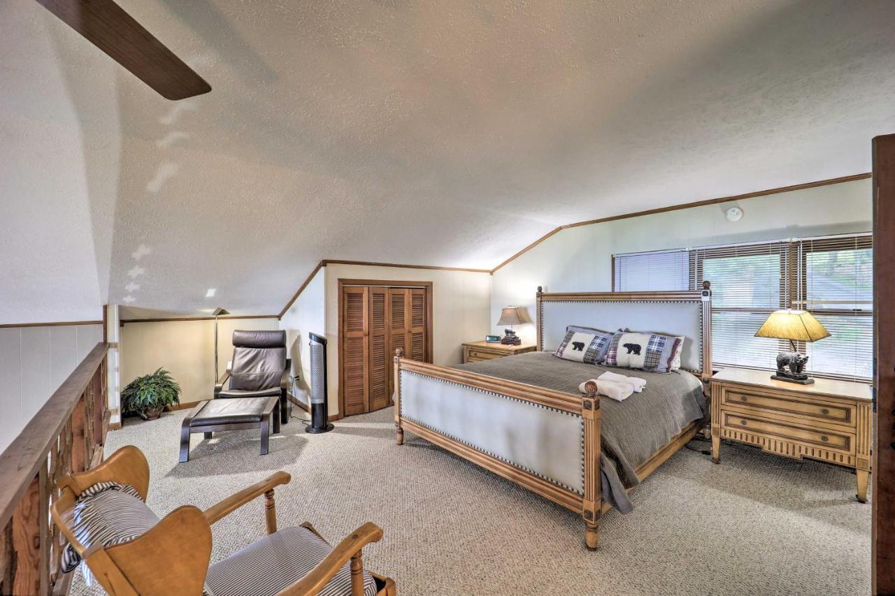 Beech Mountain Cabin Retreat With Hot Tub And Views! エクステリア 写真