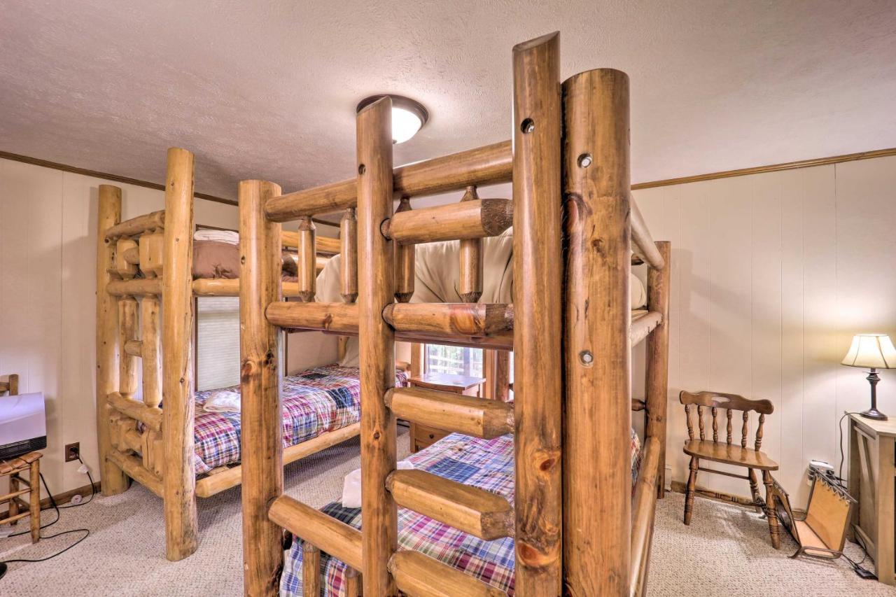 Beech Mountain Cabin Retreat With Hot Tub And Views! エクステリア 写真
